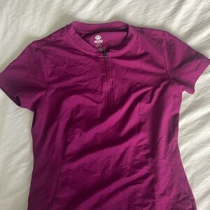 Athletic half zip short sleeve shirt